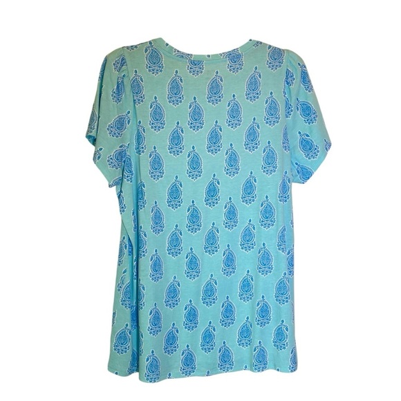 Crown & Ivy Women's size XL Blue paisley Short Sleeve Tee - Picture 2 of 5